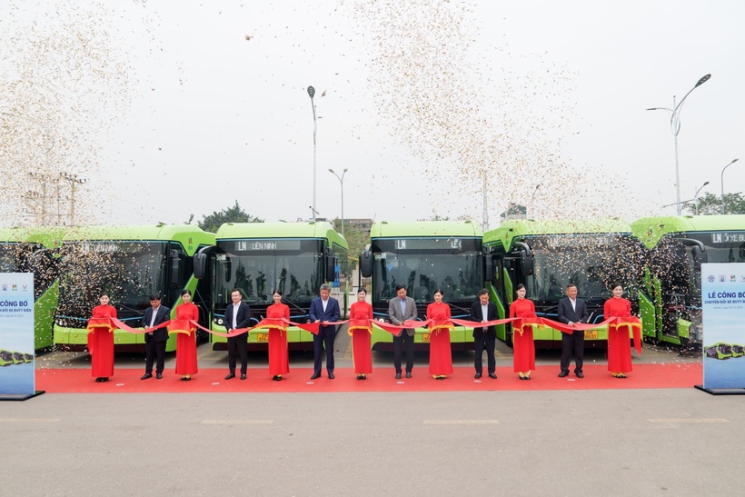 Xe buýt điện VinFast được Liên Ninh đưa vào sử dụng ngay trong tháng 12