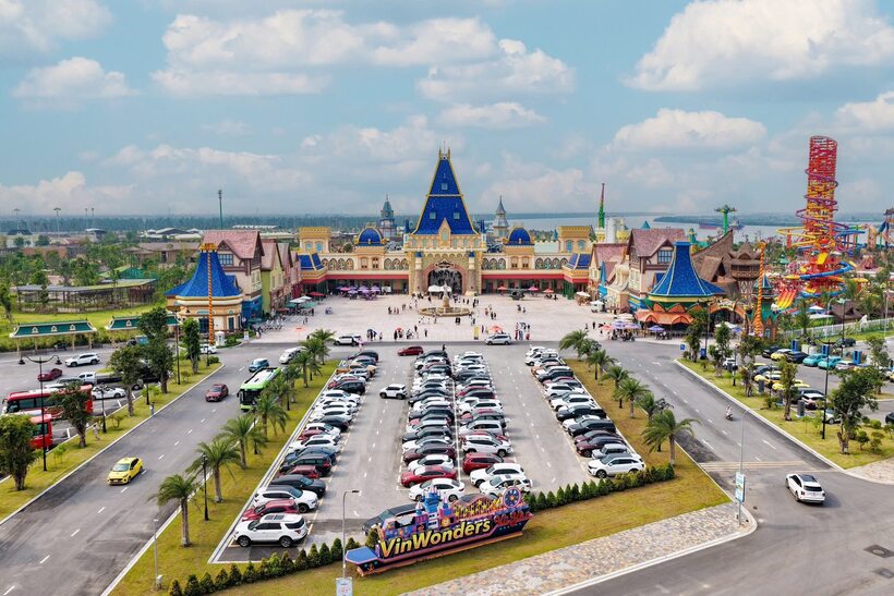 Quần thể tiện ích điểm nhấn đã dẫn lối hàng triệu cư dân và du khách tới đảo Vũ Yên