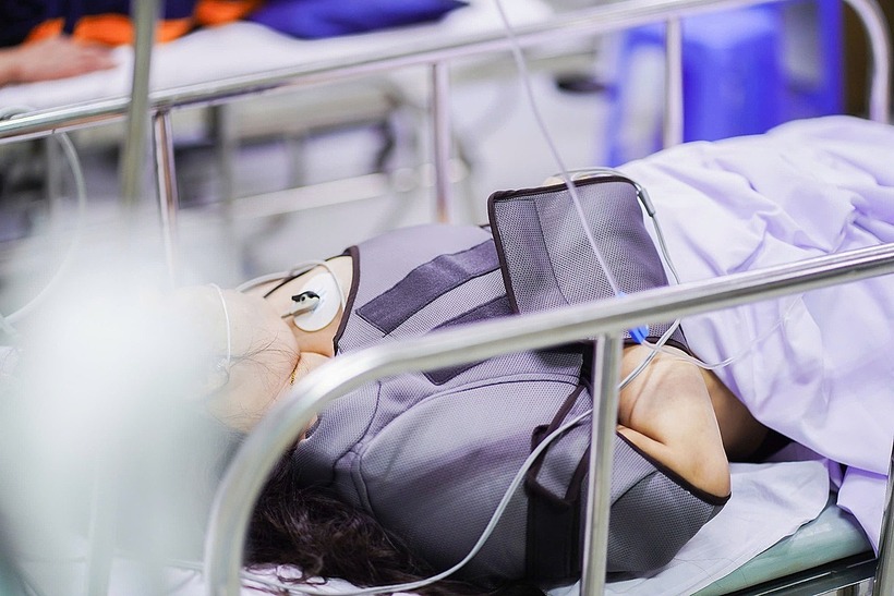 Người bệnh đang điều trị tại bệnh viện. Ảnh: Vnexpress.