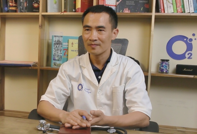 Bác sĩ Nguyễn Huy Hoàng, thành viên Hội Y học Dưới nước và Oxy cao áp Việt Nam