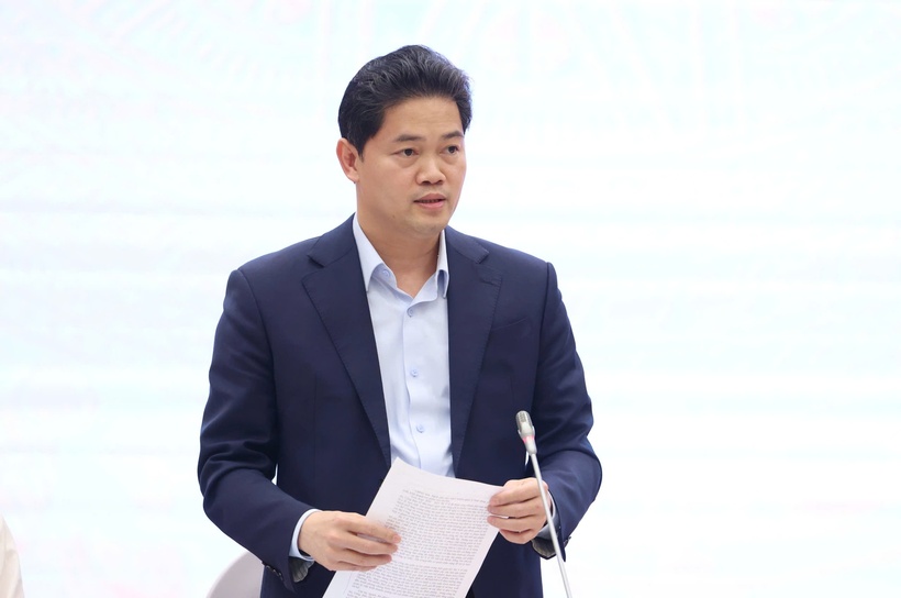 Thứ trưởng Bộ Y tế Vũ Mạnh Hà tại họp báo.