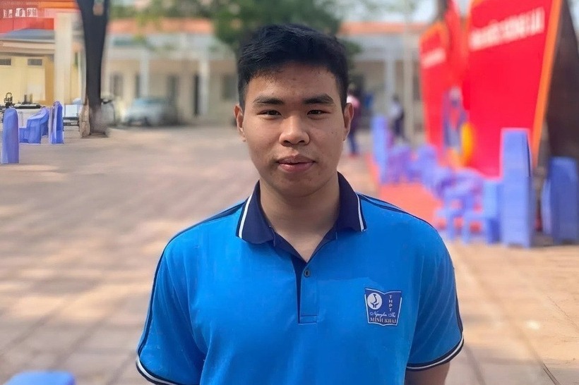 Nguyễn Lê Duy là học sinh Trường THPT Nguyễn Thị Minh Khai (Hà Nội). Ảnh: Znews