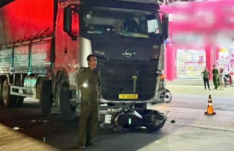 Hiện trường vụ tai nạn tại xã Bắc Bình đêm 9/12. Ảnh: PLO.