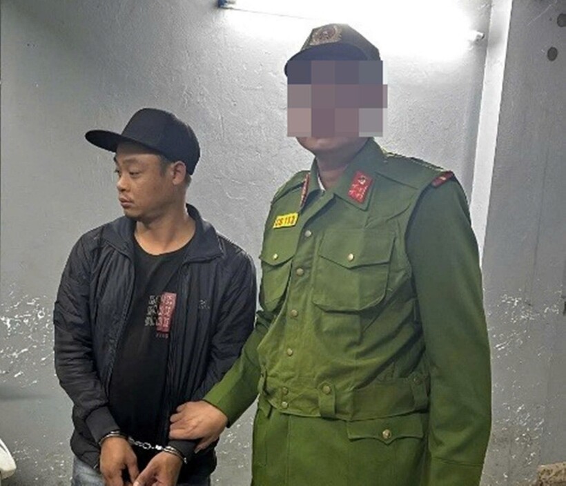 Đối tượng Phạm Đình Vượng khi bị bắt giữ. Ảnh: Công an TP Hà Nội.