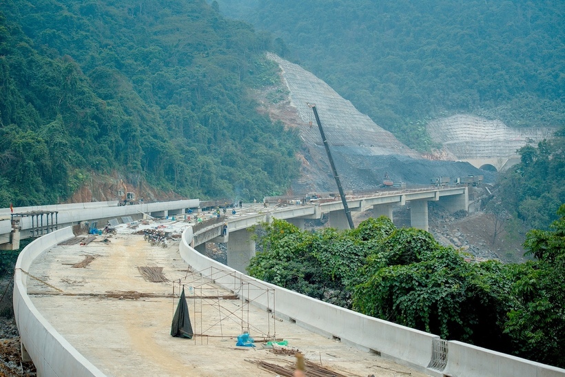 Ngắm nhìn cao tốc Đồng Đăng – Trà Lĩnh trước ngày thông tuyến  - 5