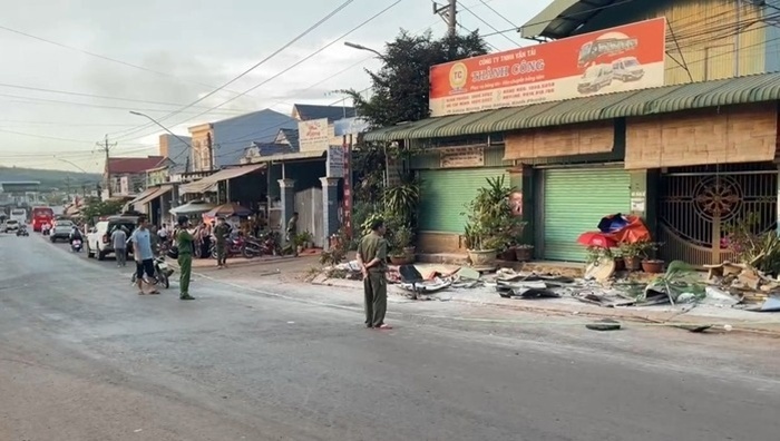 Hiện trường vụ tai nạn. Ảnh: Báo Người lao động.