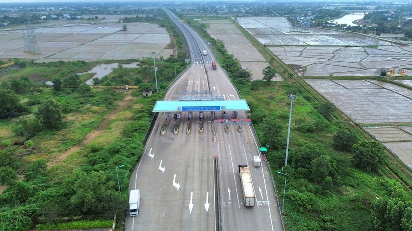 Dọc tuyến cao tốc Đà Nẵng - Quảng Ngãi dự kiến sẽ thêm hai điểm dừng xe tại Km 36 và hai trạm dừng nghỉ (hai bên) quy mô lớn tại Km 76