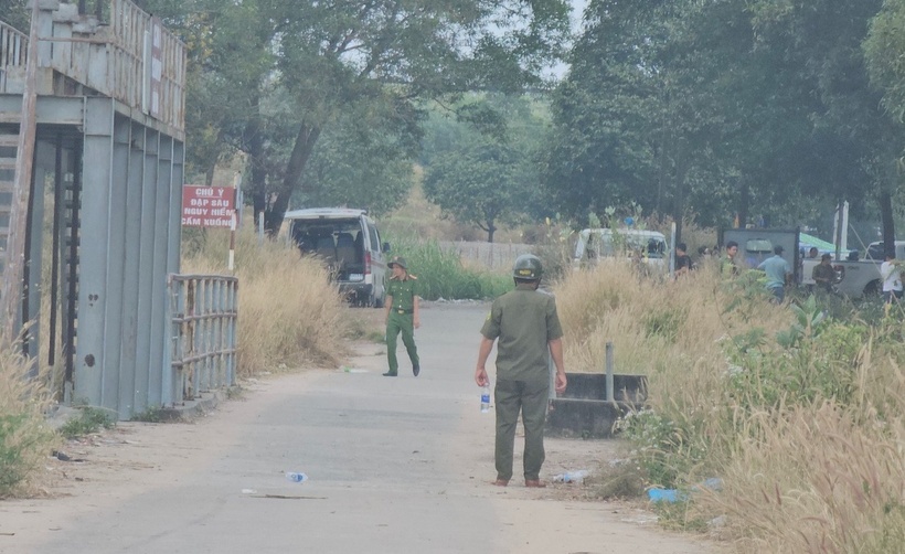 Công an có mặt tại hiện trường. (Ảnh: Dân trí)