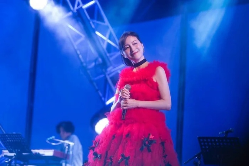 Ryoko Hirosue.