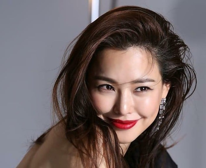 Vợ chồng Honey Lee bị truy tố không giam giữ với cáo buộc vi phạm Luật Phát triển Ngành Văn hóa Đại chúng và Nghệ thuật.