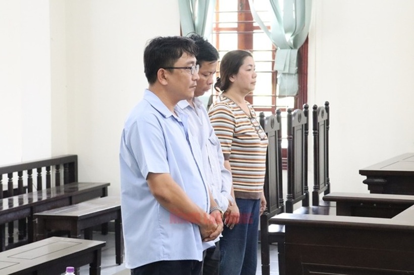 3 bị cáo tại phiên tòa xét xử. Ảnh: Người lao động