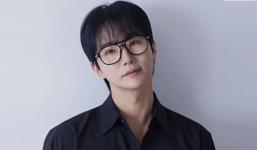 Nam diễn viên nhạc kịch hàng đầu Hàn Quốc Jeon Ho Jun.