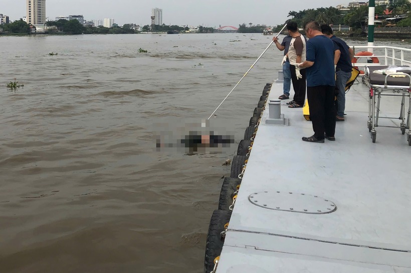 Nơi phát hiện thi thể nam giới. Ảnh: PLO.
