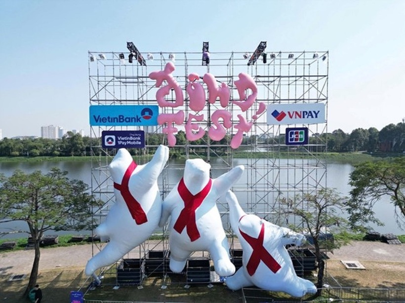 Lễ hội Đông Đúc Đủ Đầy thuộc chuỗi sự kiện Đông Fest 2025, diễn ra từ ngày 25/12/2025  tới 1/1/2026.