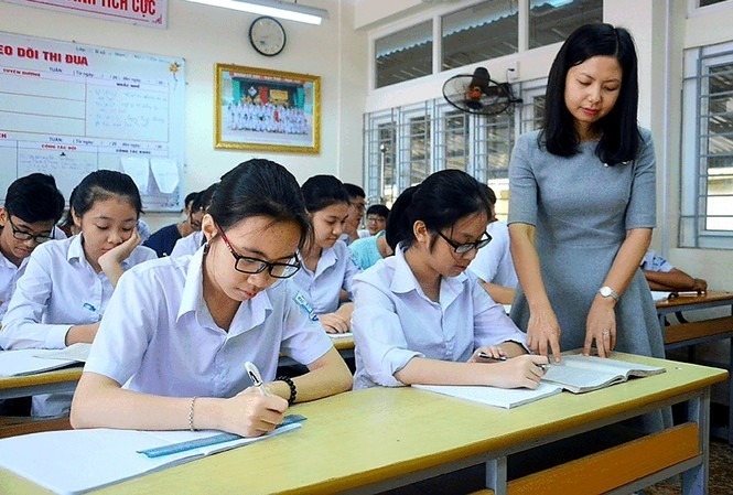 Trước những thông tin dự báo về sự thay đổi trong quy chế và phương thức tuyển sinh, nhiều học sinh lớp 12 tại TP.HCM đang chủ động theo dõi sát sao các thông báo từ phía trường đại học. Ảnh minh họa