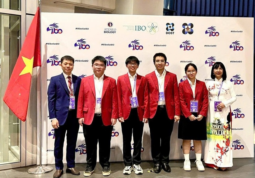 100% thành viên đội tuyển Việt Nam tham gia các kỳ Olympic quốc tế năm 2025 đều đoạt giải. Ảnh: MOET
