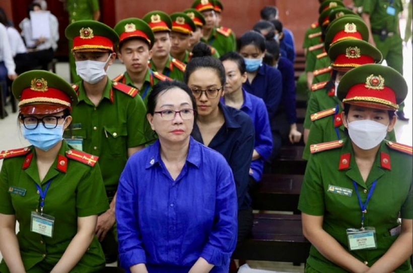 Bị cáo Trương Mỹ Lan, nguyên Chủ tịch Tập đoàn Vạn Thịnh Phát, tại tòa.