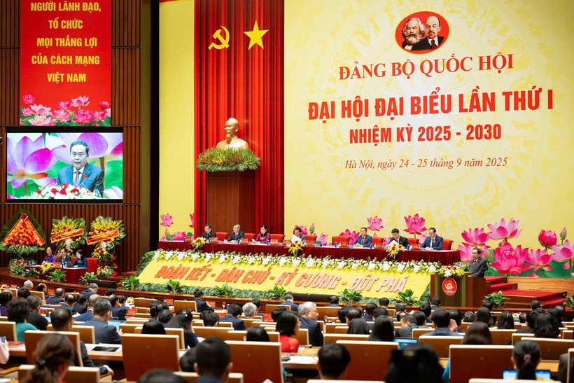 Bí thư Đảng uỷ Quốc hội, Chủ tịch Quốc hội Trần Thanh Mẫn phát biểu tại Đại hội (Ảnh: VGP).