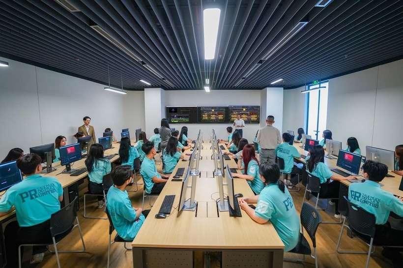 Trường Đại học Văn Lang sẽ triển khai xét tuyển hồ sơ năng lực trong tuyển sinh năm 2026, mở rộng tiêu chí đánh giá quá trình học tập và các minh chứng năng lực của thí sinh. Ảnh minh họa