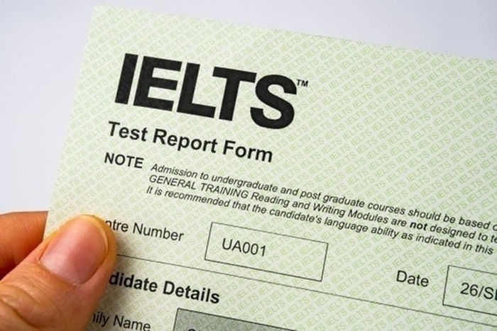 Nhiều quốc gia, vùng lãnh thổ đồng loạt dừng một hình thức thi IELTS. Ảnh: Telegraph.