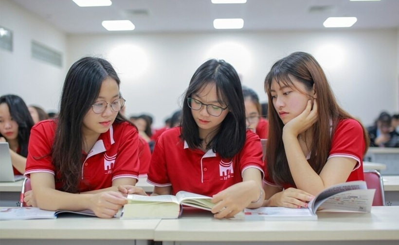 Trường Đại học Kinh tế dự kiến bỏ xét học bạ từ năm 2026. Ảnh minh họa