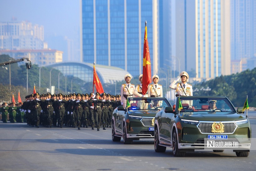 Hơn 1.000 cán bộ, chiến sĩ Bộ Công an và Công an Thành phố Hà Nội tham gia tổng duyệt Lễ xuất quân bảo đảm an ninh, trật tự Đại hội Đại biểu toàn quốc lần thứ XIV của Đảng sáng 8/1.