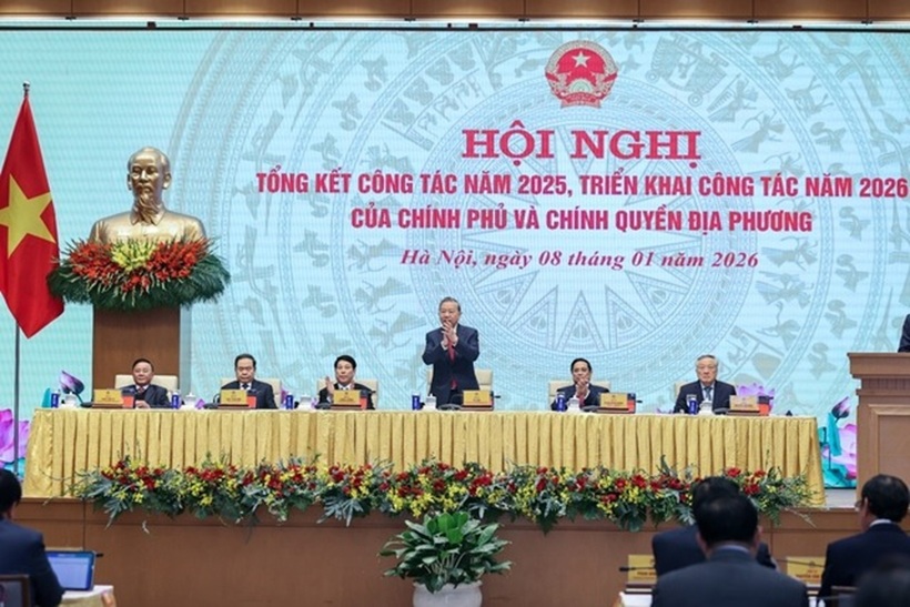 Tổng Bí thư Tô Lâm và các đồng chí lãnh đạo chủ chốt tại Hội nghị toàn quốc Chính phủ và chính quyền địa phương (Ảnh: VGP).