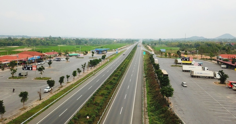 VEC đề nghị Sở Công thương 2 tỉnh Lào Cai, Phú Thọ phối hợp kiểm tra, chấn chỉnh hoạt động kinh doanh tại các trạm dừng nghỉ trên tuyến cao tốc Nội Bài - Lào Cai