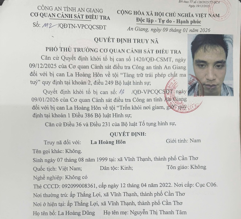 Quyết định truy nã La Hoàng Hôn. Ảnh: Báo Lâm Đồng.