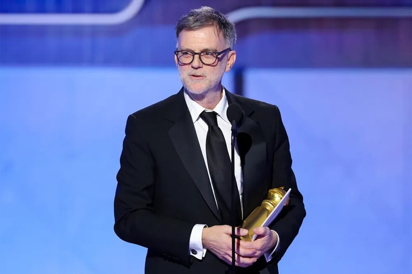 Đạo diễn Paul Thomas Anderson nhận giải Phim hay nhất cho "One Battle After Another". Ảnh: Golden Globes