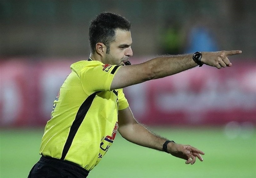 Trọng tài  Payam Heydari sẽ điều khiển trận tứ kết trận U23 Việt Nam và U23 UAE. Ảnh: Getty.