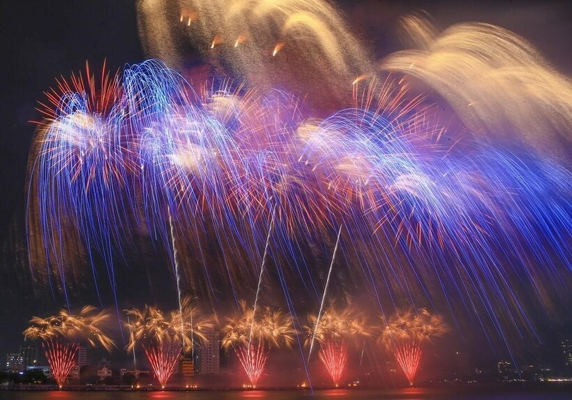 Sun Group là đơn vị tài trợ cho trận địa pháo hoa quy mô gần 10.000 quả tại sân vận động quốc gia Mỹ Đình. (Ảnh minh họa: Ánh Dương)