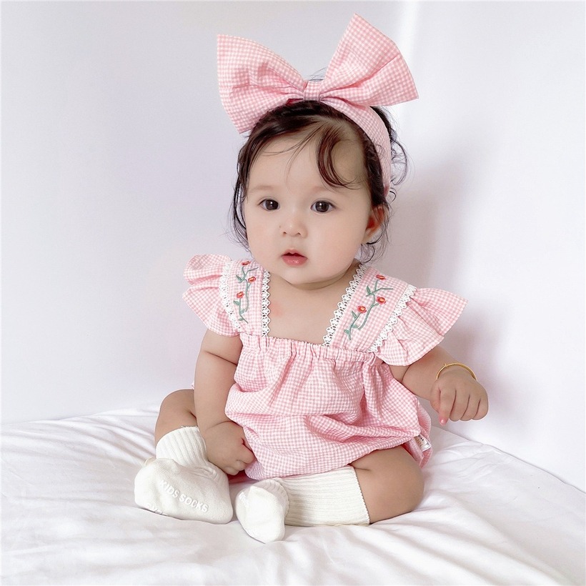 Bảo Ngọc là cái tên mang ý nghĩa đẹp, sâu sắc và bền vững theo thời gian, tượng trưng cho một con người có giá trị, được yêu thương, trân trọng.