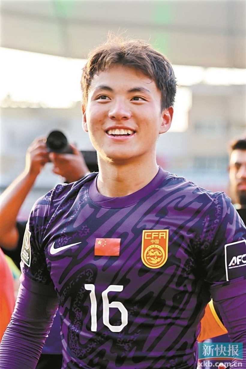 Thủ môn U23 Trung Quốc Li Hao. (Ảnh: Xinhua).