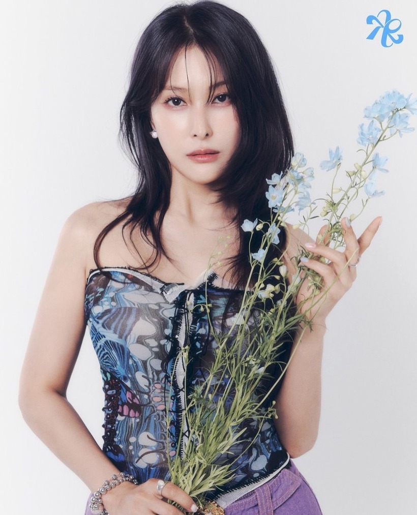 Nữ ca sĩ Park Gyuri.