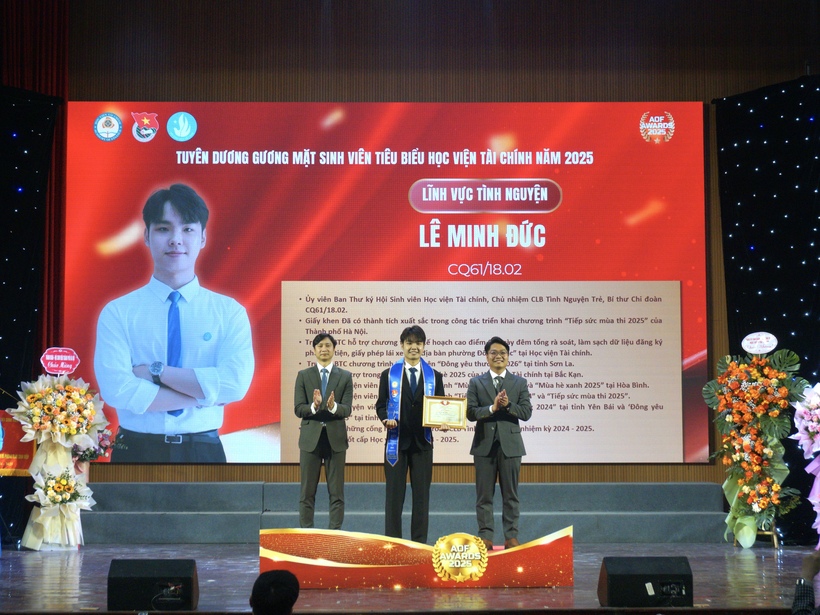 Những hành động "bao la" của cậu sinh viên năm 3 được nhiều cơ quan đoàn thể ghi nhận