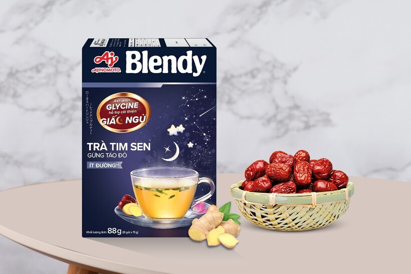 Sản phẩm Blendy® Trà Tim sen Gừng Táo đỏ.