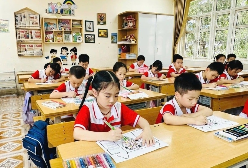 Tỉnh Quảng Ninh chi hơn 300 tỷ đồng cho học sinh mầm non, tiểu học uống sữa miễn phí. (Ảnh minh họa: Báo Nông nghiệp Môi trường).