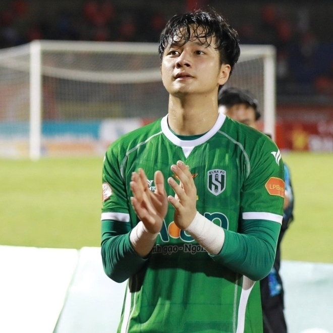 Thủ môn Cao Văn Bình bắt chính trong trận đấu với U23 Hàn Quốc.