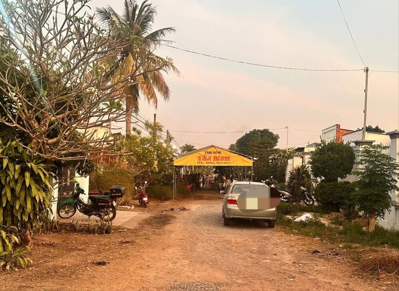 Gia đình tổ chức tang lễ cho nạn nhân. Ảnh: PLO.