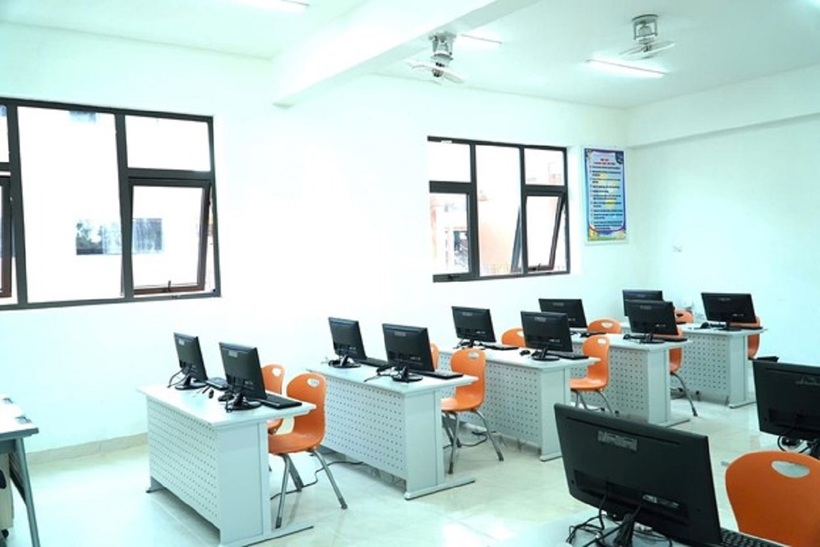 Từ phòng học ứng dụng khoa học - công nghệ, học sinh Si Pa Phìn sẽ có điều kiện tiếp cận kiến thức một cách bài bản, thúc đẩy tinh thần tìm tòi, khám phá,…qua đó từng bước hình thành và hoàn thiện những kỹ năng của công dân toàn cầu.