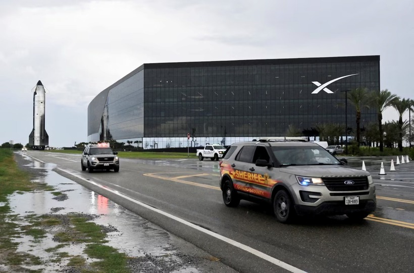 SpaceX thâu tóm xAI trong thương vụ kỷ lục.  Ảnh: Getty