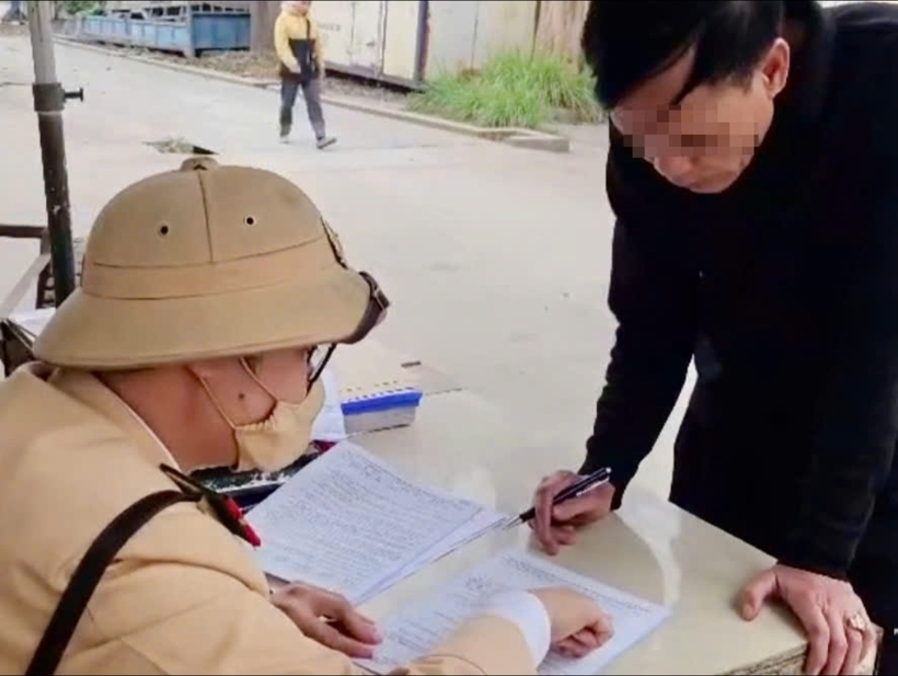 Theo Nghị định 168/2024/NĐ-CP, người điều khiển phương tiện bị phạt tiền 2,5 triệu đồng; chủ xe là doanh nghiệp bị phạt 58 triệu đồng.