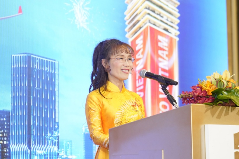 Chủ tịch Vietjet, Tiến sĩ Nguyễn Thị Phương Thảo phát biểu định hướng kiến tạo hệ sinh thái tài chính hàng không