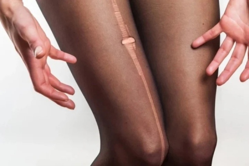 Cach-mac-quan-tat-02.jpgCác cạnh sắc ở móng rất dễ móc vào sợi vải mỏng.