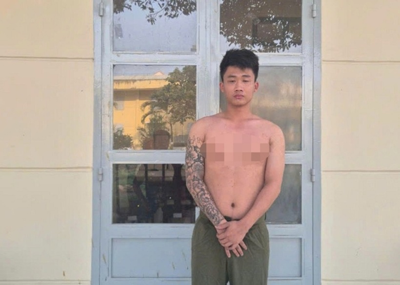 Đối tượng Nguyễn Khoa Nguyên thời điểm bị bắt. Ảnh: Công an nhân dân.