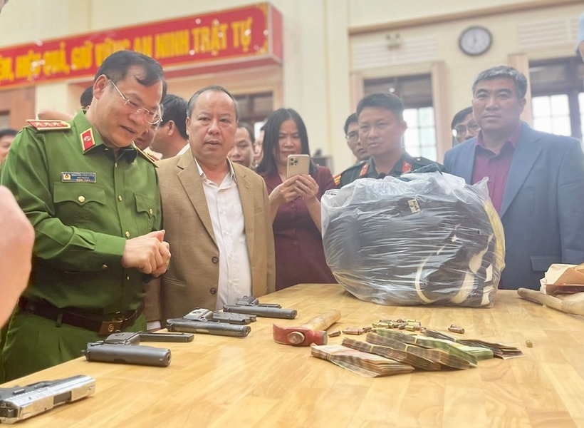 Tang vật công an thu giữ. Ảnh: Báo Xây dựng