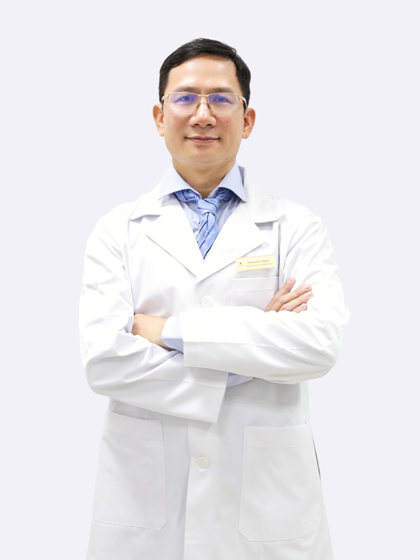 Bác sĩ Tô Hưng Thụy đã có gần 30 năm kinh nghiệm trong lĩnh vực nội tim mạch và tim mạch can thiệp.