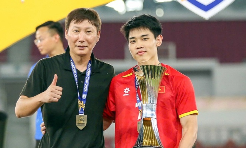 Hé lộ về CLB Trung Quốc sẵn sàng trả giá cao để chiêu mộ Đình Bắc - 1