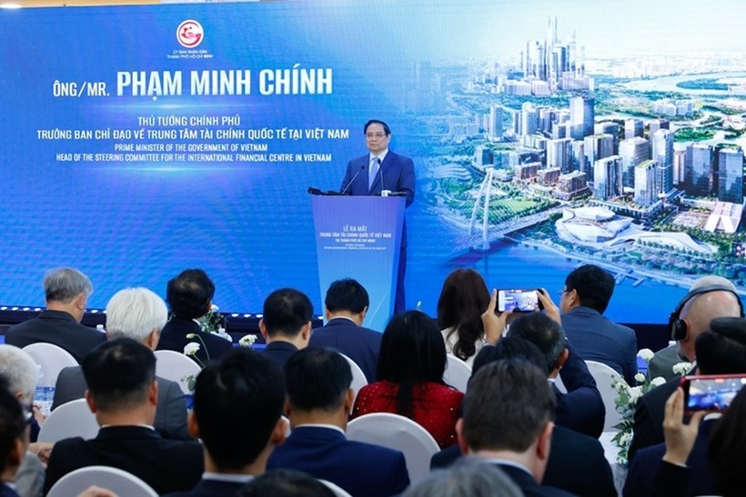 Thủ tướng chỉ đạo UBND TPHCM và TP. Đà Nẵng triển khai ngay các công việc với tinh thần tiên phong, chủ động, đi đầu, dám nghĩ, dám làm, làm đến nơi đến chốn, làm ra kết quả, làm phải hiệu quả - Ảnh: VGP/Nhật Bắc